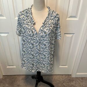 Max Studio size 1X cottagecore top